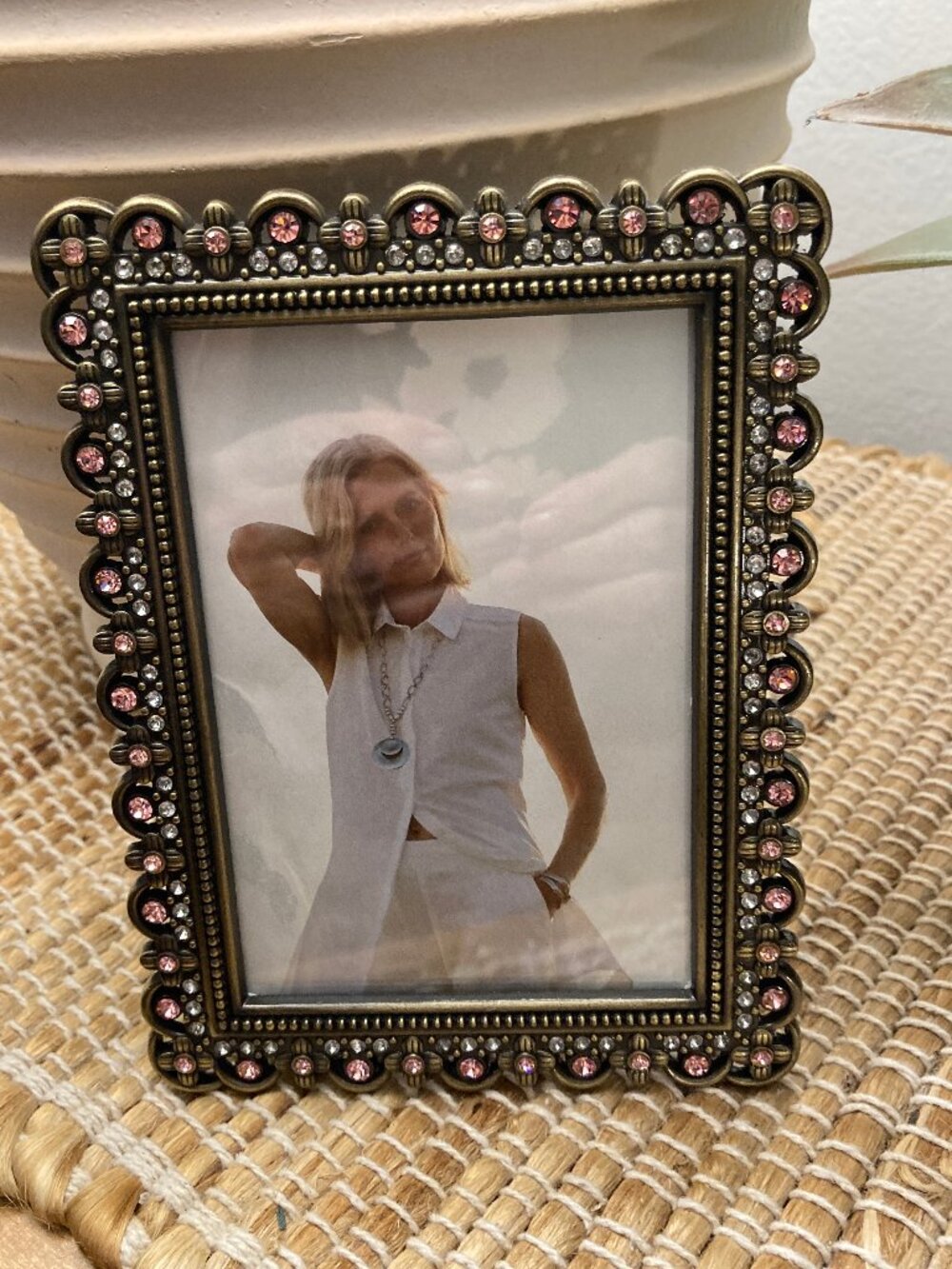 Vintage Pink Rhinestone Scalloped Metal Tabletop Frame 3.5" x 5"